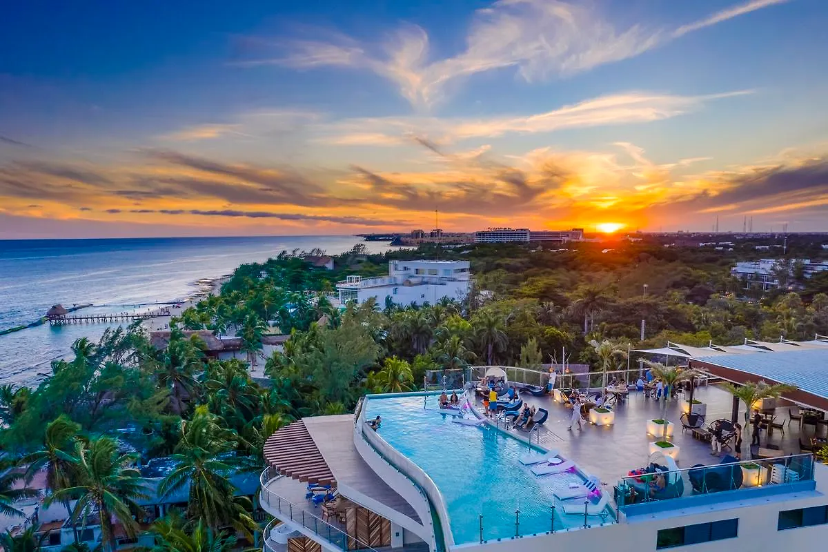 Mvngata Beach Hotel Playa del Carmen 5*,