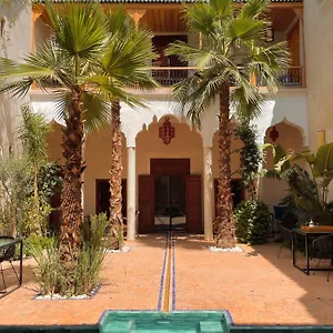 Lion Rouge Riad